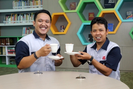 Pramubakti yang mendukung kegiatan sekolah