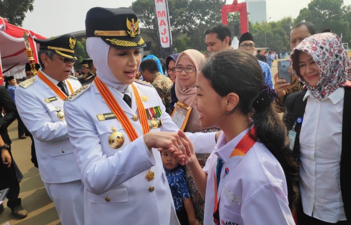 Mendapat apresiasi dari Ibu Airin Rachmy Diani