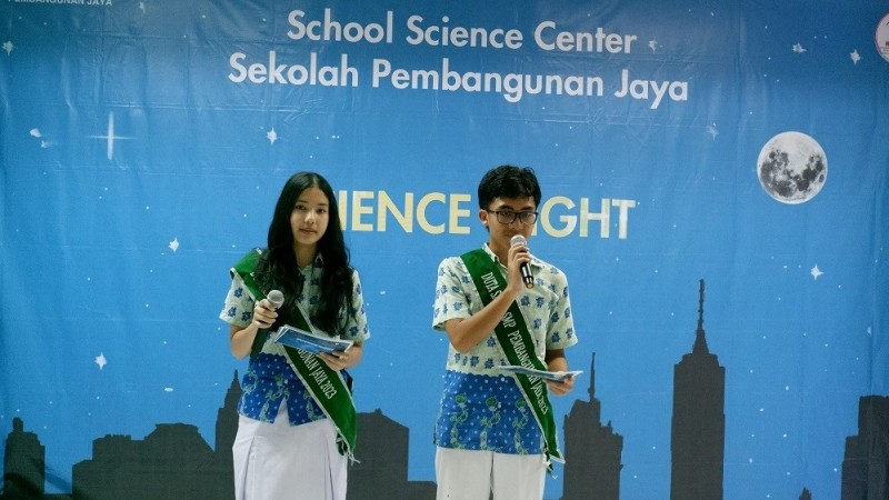 Kak Oci & Rafa sebagai Duta Sains SMP