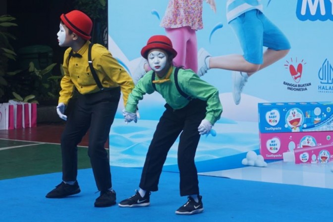 Penampilan ekskul Pantomim