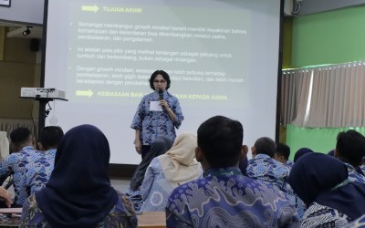 #nivo41m370Desc31 TERUS BELAJAR MENAMBAH ILMU